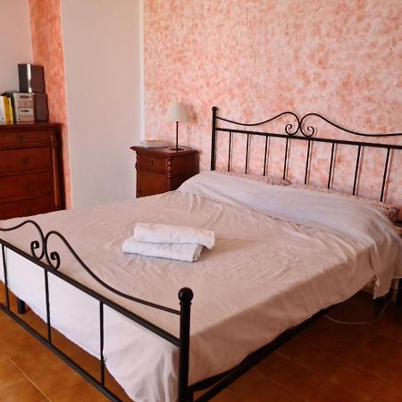 Casa Vacanze 'Sa Corbula' Porto Columbu - Perd'E Sali Luaran gambar